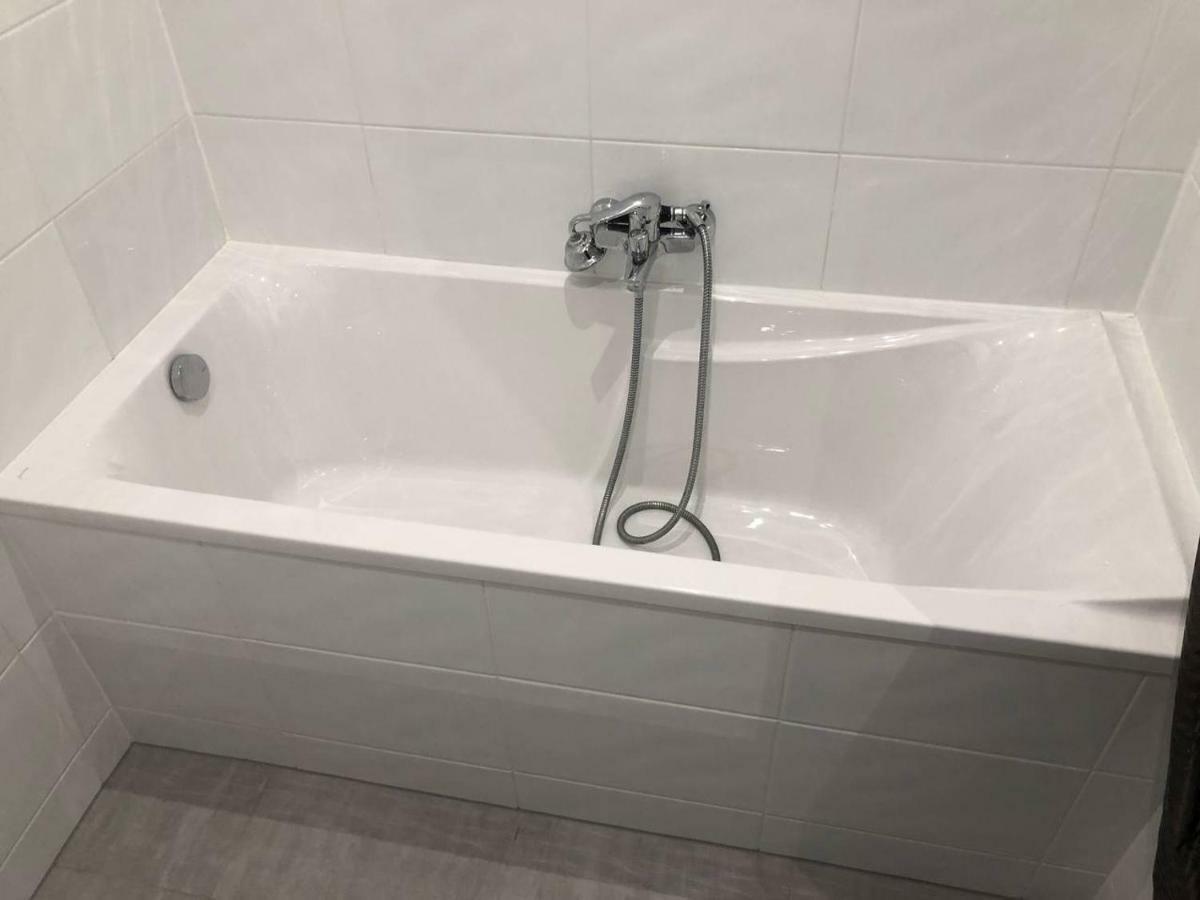 Grand 3 Pieces Stationnement Gratuit Dans La Rue Apartment สตราสบูร์ก ภายนอก รูปภาพ